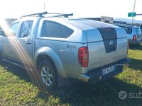Usata Nissan Navara 190 CV (139 kW) 2005 Grigio Pick-up