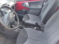 Usata Toyota Aygo 67 CV (49 kW) 2006 Rosso Utilitaria