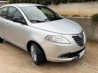 Usata Lancia Ypsilon 95 CV (69 kW) 2011 Grigio Utilitaria
