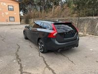 Usata Volvo V60 R-Design 120 CV (88 kW) 2016 Grigio Station wagon