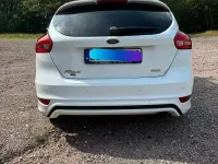 Usata Ford Focus ST-Line 150 CV (110 kW) 2016 Bianco Berlina