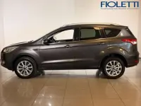 Usata Ford Kuga Titanium 120 CV (88 kW) 2016 Grigio SUV