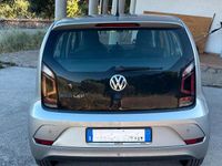 Usata VW up! move up! 68 CV (50 kW) 2017 Grigio Utilitaria