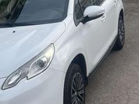Usata Peugeot 2008 Allure 114 CV (83 kW) 2015 Bianco SUV