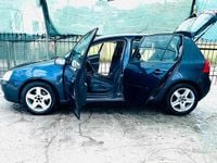Usata VW Golf V 102 CV (75 kW) 2007 Blu Berlina