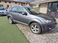 Usata Mitsubishi Outlander Invite 140 CV (102 kW) 2007 Fumo di londra SUV