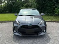 Gebraucht Toyota Yaris Hybrid Business Edition 116 PS (85 kW) 2022 Grau Limousine