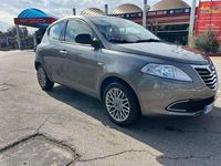 Begagnad Lancia Ypsilon S 95 HK (69 kW) 2013 Grå Halvkombi