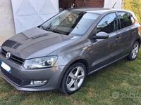 Usata VW Polo 90 CV (66 kW) 2013 Grigio Utilitaria