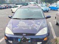 Usata Ford Focus Zetec 2000 Blu Station wagon