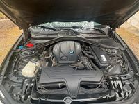 Begagnad BMW 118 2017 Svart Halvkombi