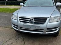 Usata VW Touareg 174 CV (127 kW) 2005 Grigio SUV