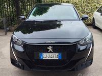 Second-hand Peugeot e-208 57 kW (78 CP) 2022 Negru Hatchback