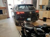 Usata VW T-Roc 150 CV (110 kW) 2019 Grigio SUV