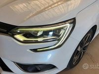 Usata Renault Mégane IV 140 CV (102 kW) 2020 Bianco Berlina