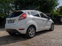 Usata Ford Fiesta 2015 Bianco Utilitaria