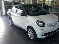 Usata Smart ForFour Passion 71 CV (52 kW) 2015 Bianco & nero Utilitaria