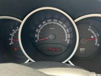 Usata Kia Venga 90 CV (66 kW) 2016 Grigio Utilitaria