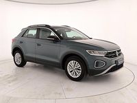 Begagnad VW T-Roc Life 110 HK (80 kW) 2023 Blå SUV