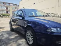 Usata Alfa Romeo 147 116 CV (85 kW) 2003 Bluazzurro Utilitaria