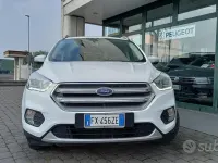 Usata Ford Kuga S 120 CV (88 kW) 2019 Bianco SUV