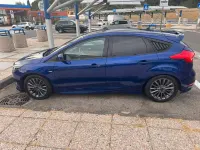 Usata Ford Focus 120 CV (88 kW) 2017 Bluazzurro Berlina