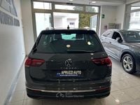 Begagnad VW Tiguan Life 150 HK (110 kW) 2023 Grå SUV