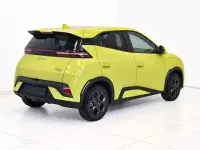 Nuova BYD Dolphin Surf Comfort 114 kW (156 CV) 2026 Lime green Utilitaria
