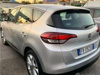 Usata Renault Scénic IV 110 CV (80 kW) 2018 Grigio Monovolume