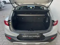 Usata Kia Stonic Style 97 CV (71 kW) 2020 Argento SUV