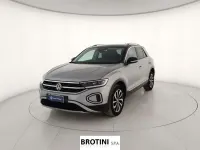 Usata VW T-Roc Style 110 CV (80 kW) 2024 Grigio SUV