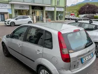 Usata Ford Fiesta 75 CV (55 kW) 2005 Grigio Utilitaria