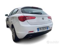 Usata Alfa Romeo Giulietta Super 120 CV (88 kW) 2018 Bianco Utilitaria