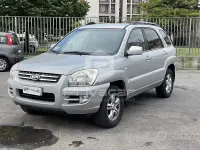Usata Kia Sportage Active 140 CV (102 kW) 2007 Grigio SUV