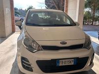 Usata Kia Rio 85 CV (62 kW) 2016 Bianco Utilitaria