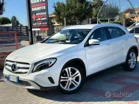 Usata Mercedes GLA200 136 CV (100 kW) 2015 Bianco SUV