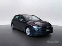 Usata VW Golf VIII Life 110 CV (80 kW) 2023 Nero Berlina
