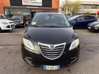 Usata Lancia Ypsilon Platinum 69 CV (50 kW) 2013 Blu/azzurro Utilitaria