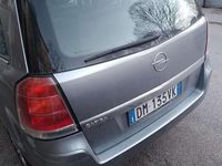 Usata Opel Zafira 125 CV (91 kW) 2008 Monovolume