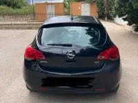 Usata Opel Astra 2009 Nero Monovolume