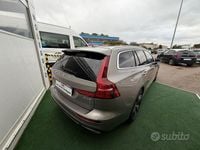 Usata Volvo V60 Inscription 190 CV (139 kW) 2020 Grigio Station wagon