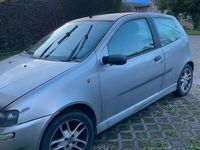 usata Fiat Punto Punto 1.2i 16V cat 3 porte Sporting