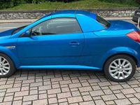 Usata Opel Tigra Edition 90 CV (66 kW) 2007 Blu Station wagon