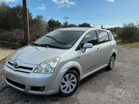 Usata Toyota Corolla Verso 136 CV (100 kW) 2007 Grigio Monovolume