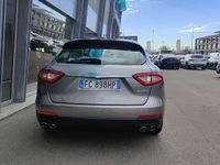Usata Maserati Levante 250 CV (183 kW) 2016 Grigio SUV