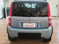 Usata Fiat Panda 4x4 Climbing 74 CV (54 kW) 2010 Blu Utilitaria