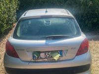 Begagnad Peugeot 207 88 HK (64 kW) 2006 Grå Sedan