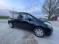 Usata Toyota Yaris Lounge 99 CV (72 kW) 2012 Nero Utilitaria
