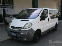 Usata Opel Vivaro 2003 Bianco Monovolume