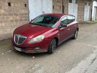 Usata Lancia Delta 120 CV (88 kW) 2010 Utilitaria